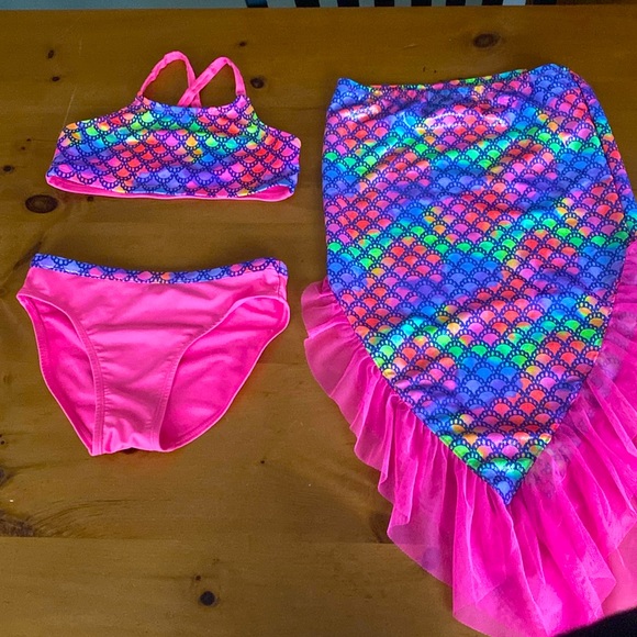 Kids mermaid swimsuit with coverup - Picture 1 of 8